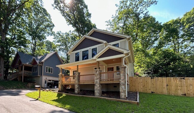 Building Photo - East AVL - 2022 Craftsman Custom Build