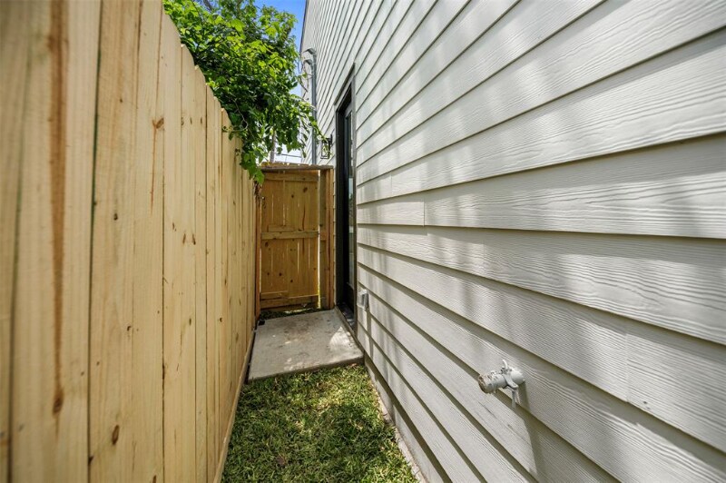 Building Photo - 4657 Phlox St