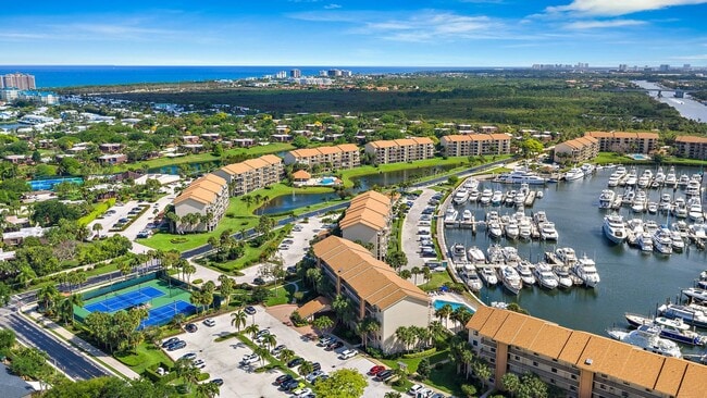 Building Photo - 1501 Marina Isle Way