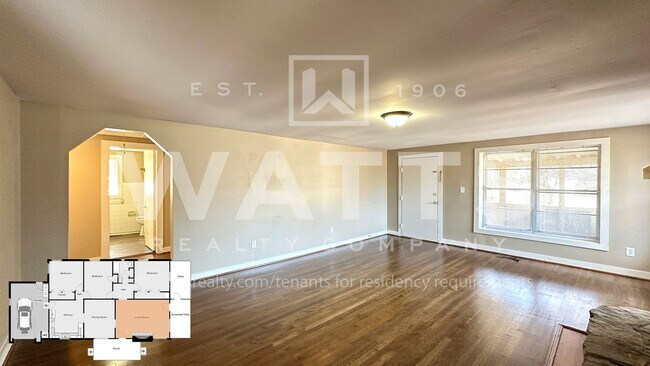 Building Photo - 3 Bedroom Home w/Lots of Space in Forestda...