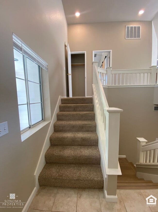 Building Photo - Light-Filled 3BD/2BA Home in Desirable Fry...