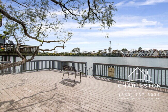 Building Photo - 4902 Lake Palmetto Ln