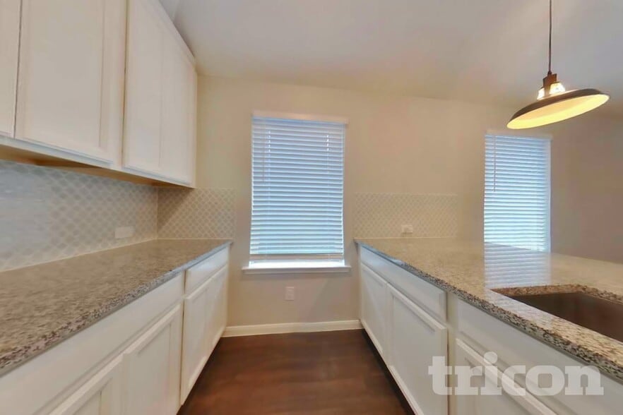 Building Photo - 6918 Scarlet Sagebrush St