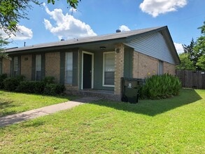 Building Photo - 3505CU