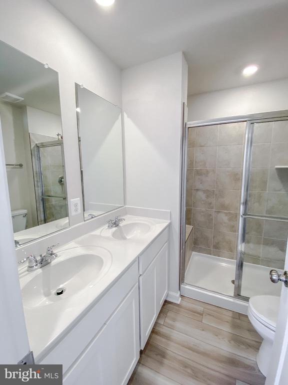 Building Photo - 141 Canning Rd