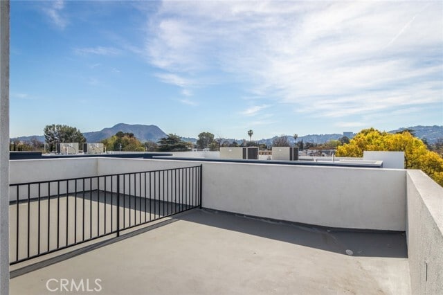 Building Photo - 5130 Riverton Ave