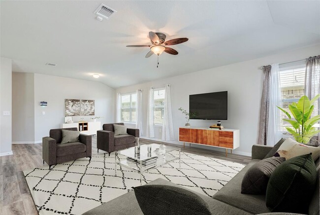 Building Photo - 303 Marimoor Dr