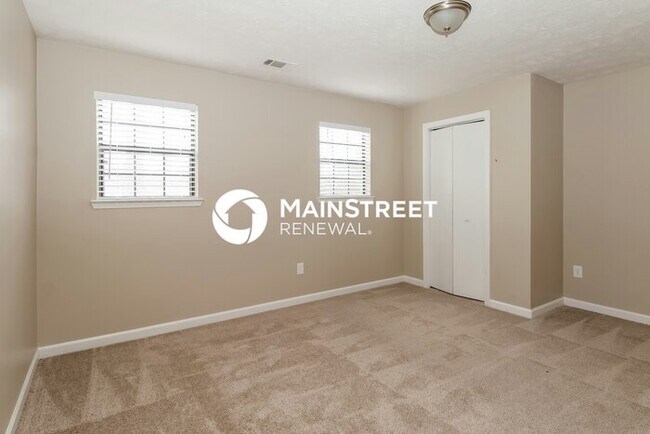 Building Photo - 4 Bedroom Pet-Friendly Home in Jonesboro, ...
