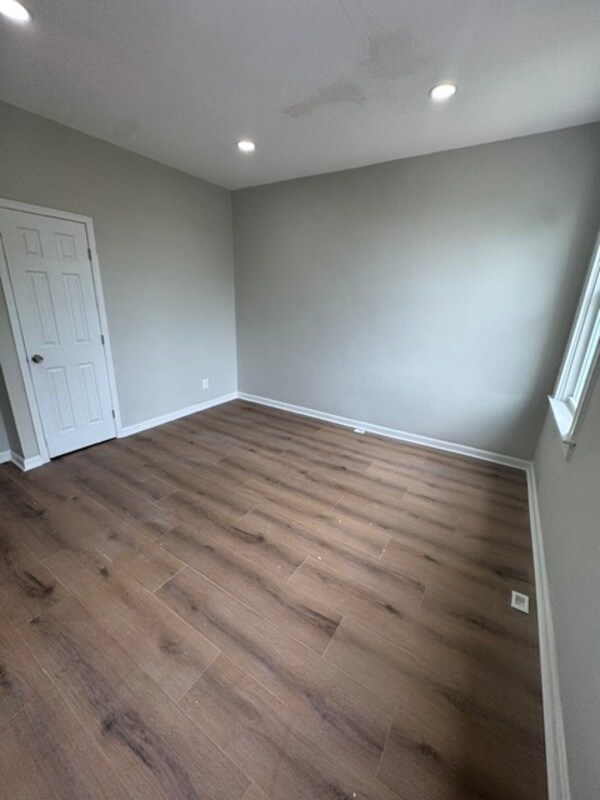 Building Photo - 2547 Park Heights Terrace