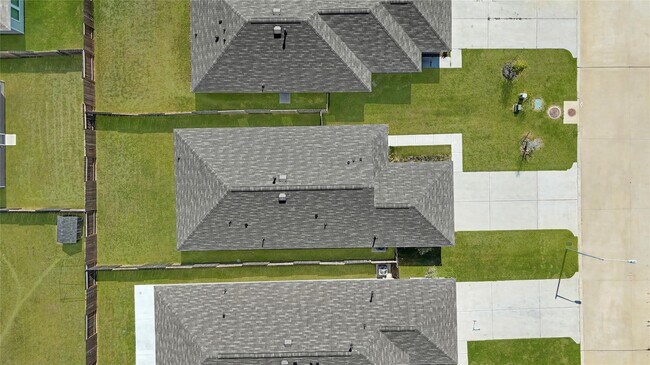 Building Photo - 13765 Kit Run