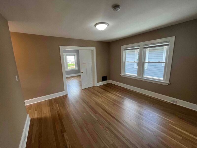 Building Photo - 4416 Verne Ave