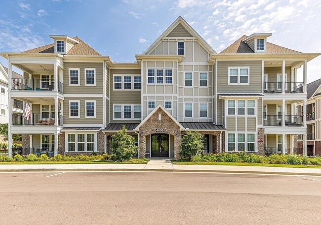 Building Photo - 4000 Shadow Green Dr