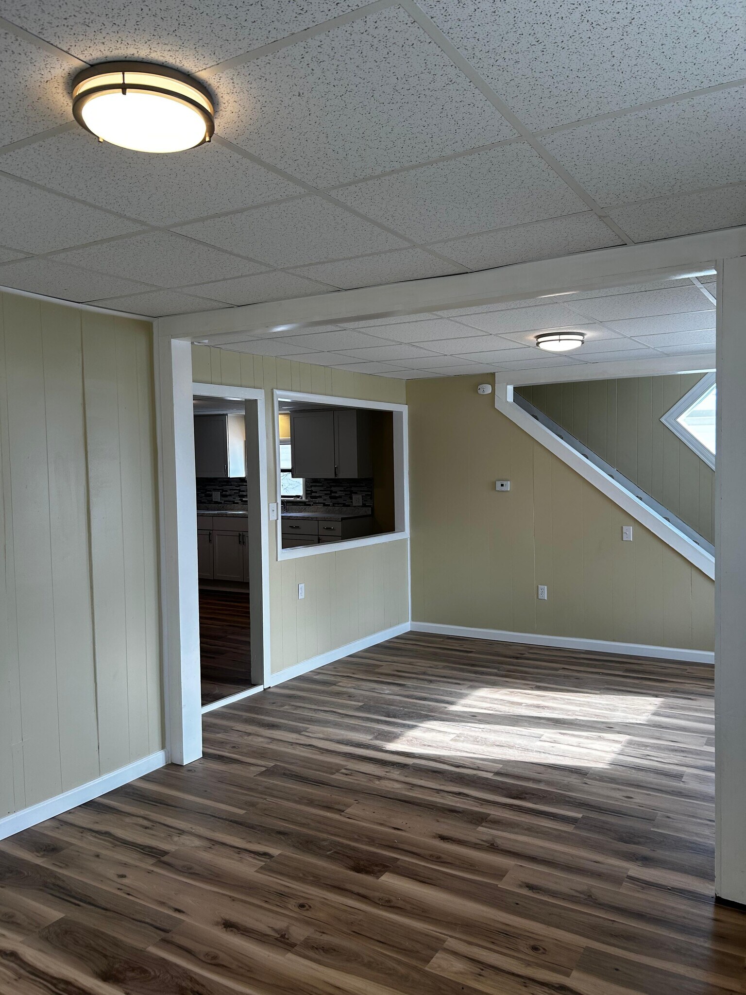 Building Photo - 158 Fallbrook St