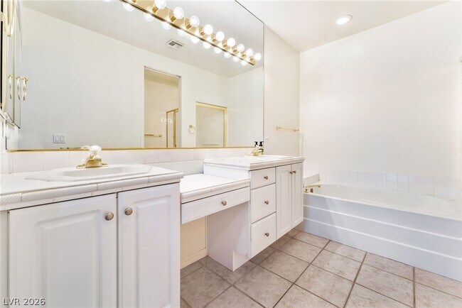 Building Photo - 9430 Laguna Niguel Dr
