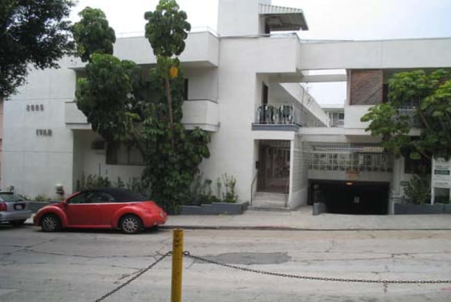 Primary Photo - Toluca Towers