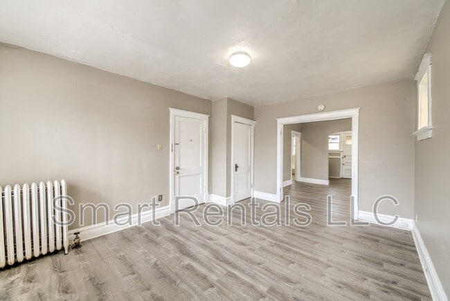 Building Photo - 4056 S Grand Blvd