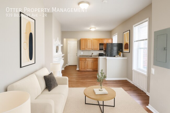 Building Photo - 939 Belmont Ave