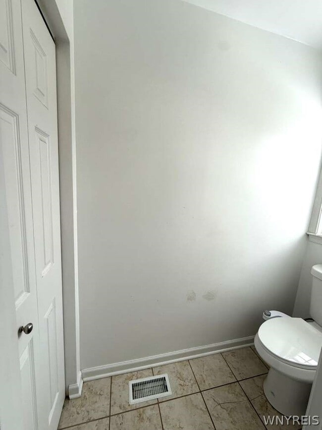 Building Photo - 2423 Purple Martin Ln