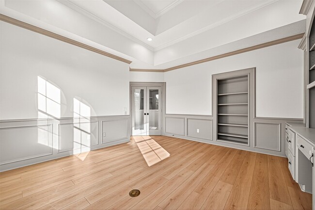 Building Photo - 23003 Two Harbors Glen St