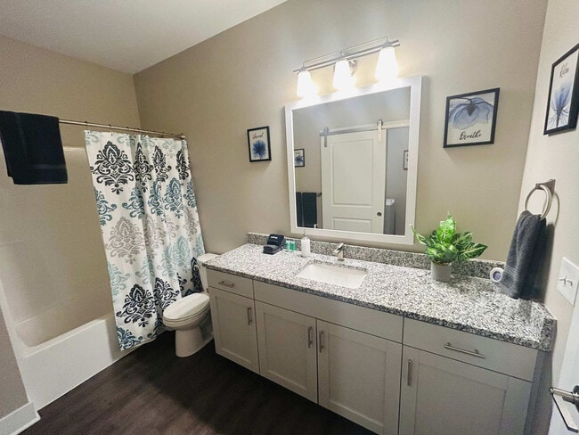 Building Photo - 3939 Pinot Dr