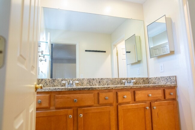 Building Photo - 5036 Ivyvine Blvd