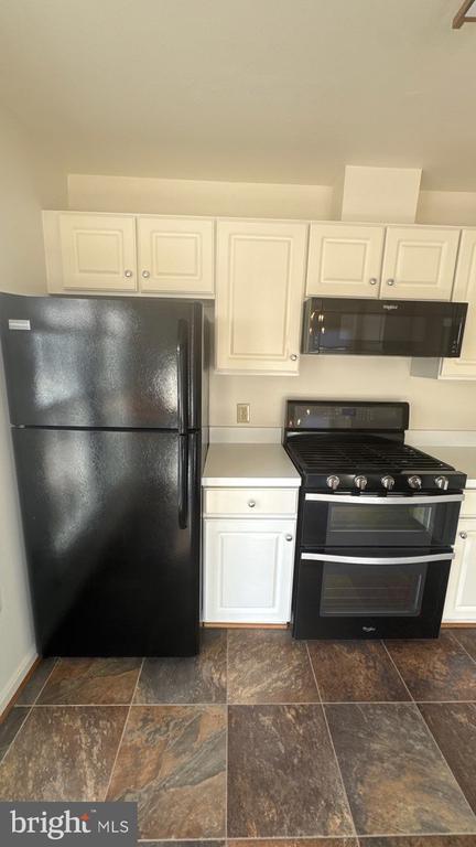 Building Photo - 3101 River Bend Ct