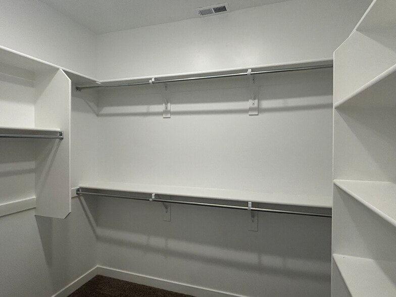 Primary Closet - 1362 S Gulch Ln