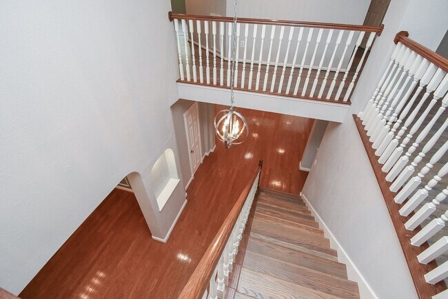 Building Photo - 51 Rivercoach Ln