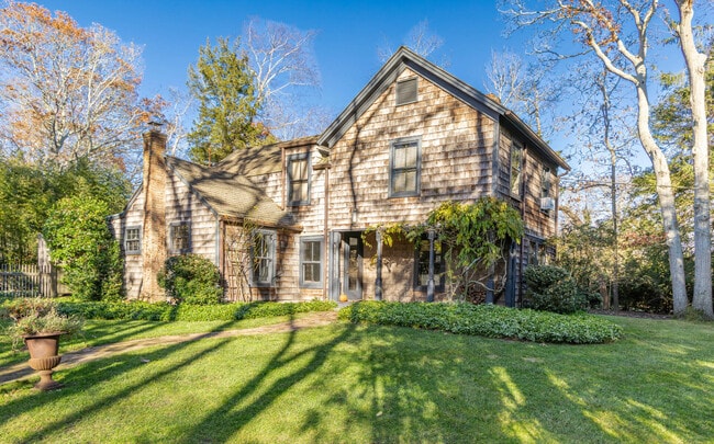 Building Photo - 93 Schellinger Rd