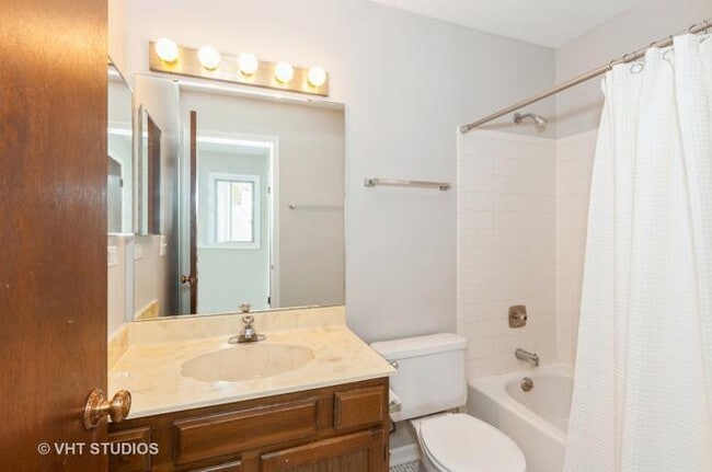 Building Photo - 1616 Prestwick Dr