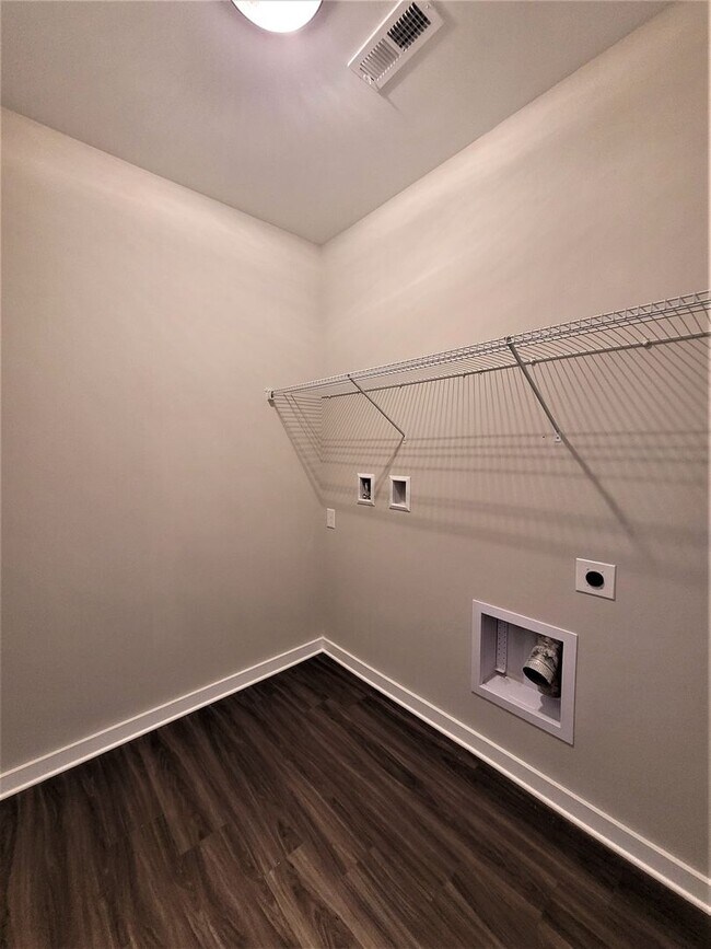 Building Photo - Home for Rent in New Market, AL!!! Available to View Now!