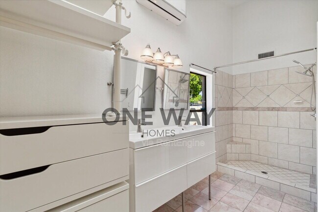 Building Photo - 8134 S Jentilly Ln