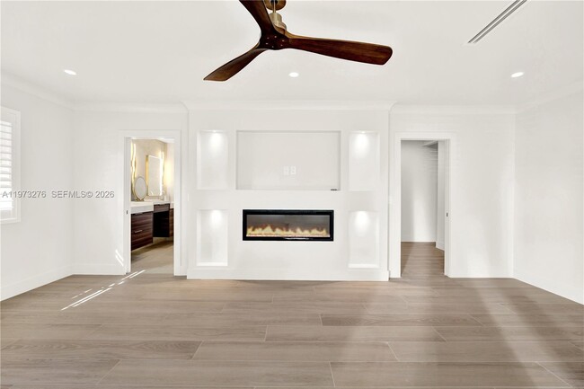 Building Photo - 600 San Antonio Ave