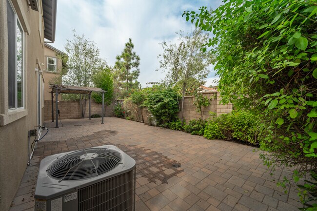 Building Photo - 251 Santa Susana Rd