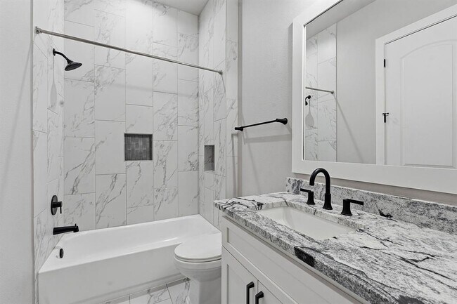 Building Photo - 1326 Via Principale