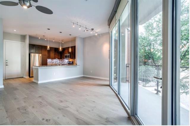 Building Photo - 2950 McKinney Ave