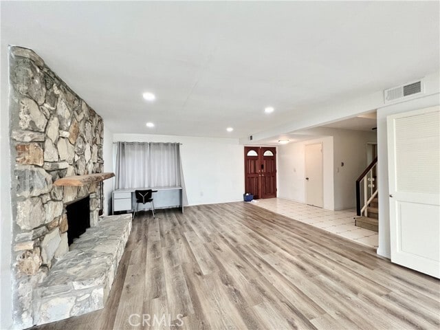 Building Photo - 27844 Longhill Dr