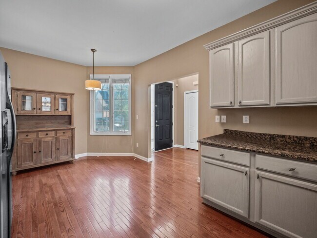 Building Photo - 1038 Lorenzo Ct