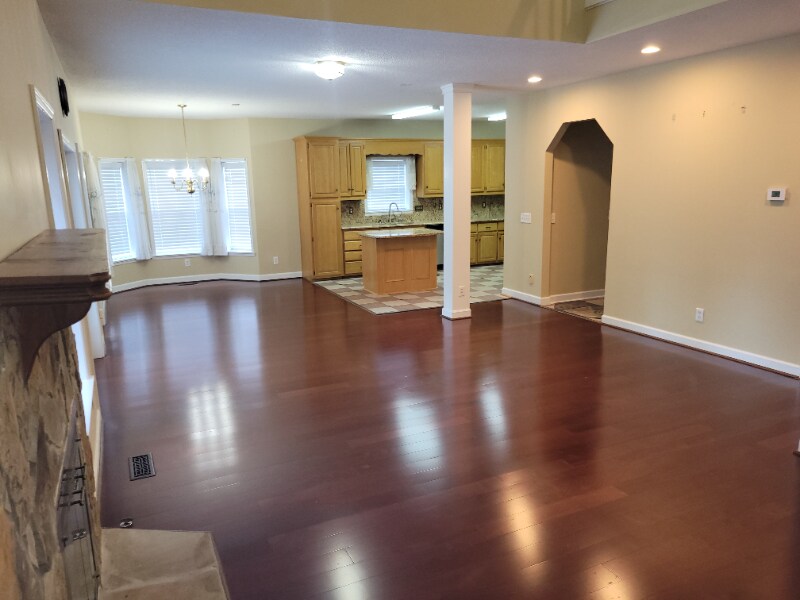 Building Photo - 310 Hillridge Cove