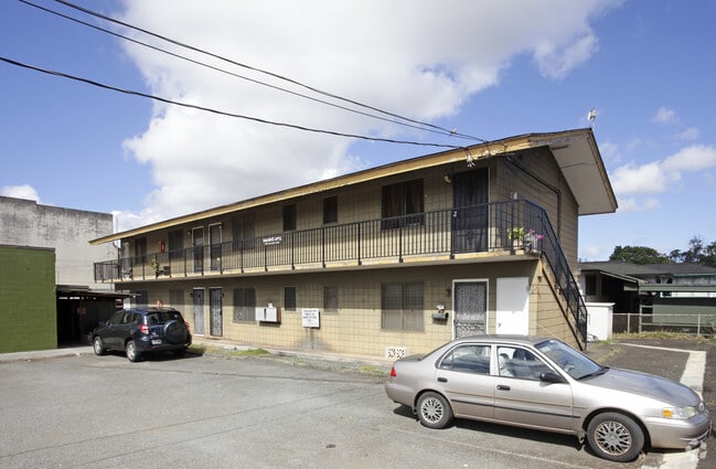 Primary Photo - Takara's Apartments