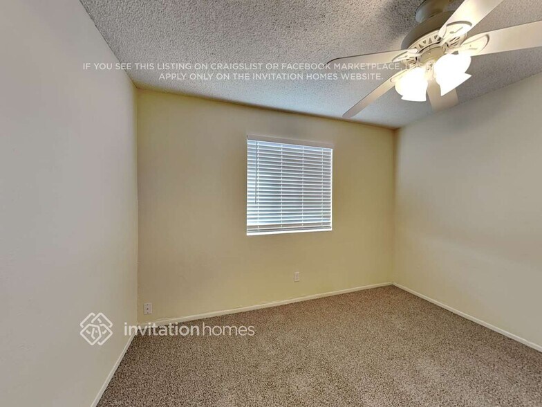 Building Photo - 246 W Kristal Way