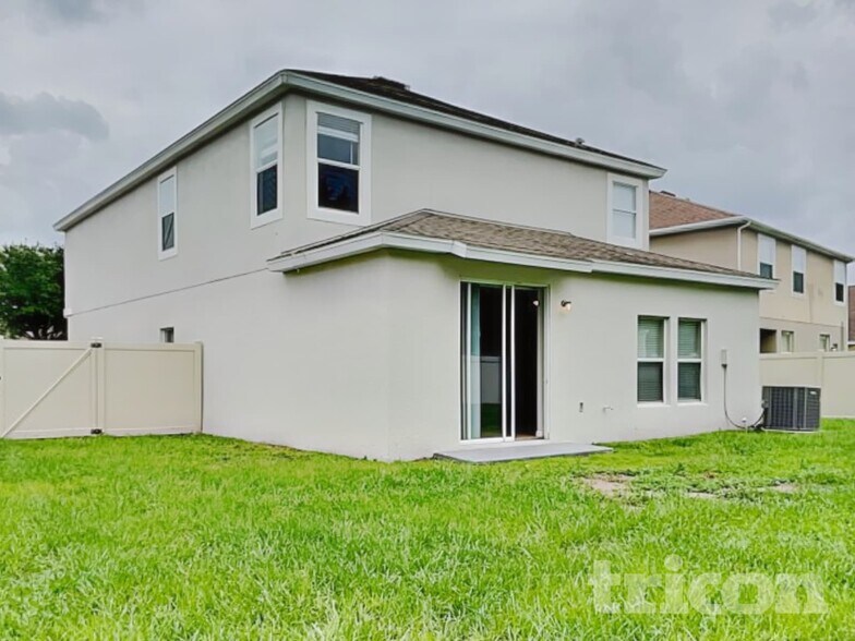 Building Photo - 10327 Celtic Ash Dr