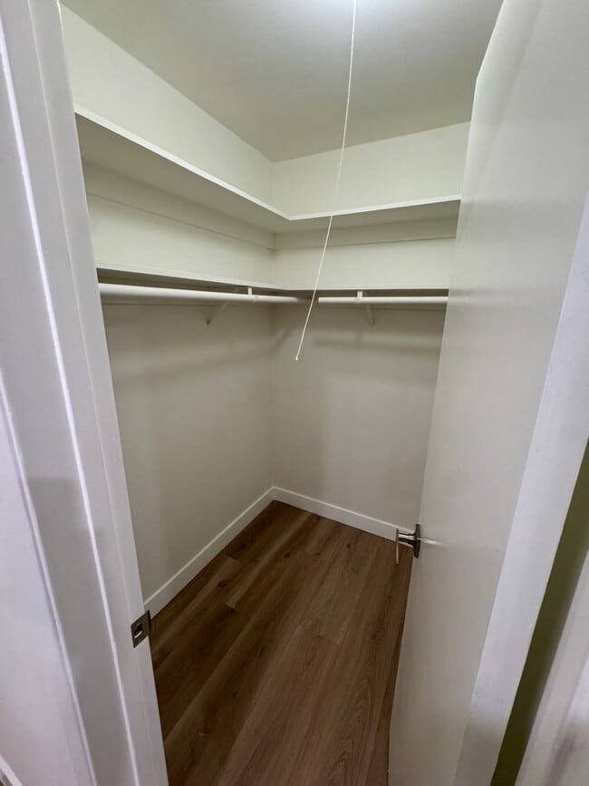 Building Photo - 618 Orlando Ave