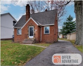 Building Photo - 638 E 240th St