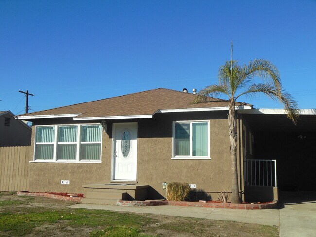 Primary Photo - 11415 Potter St