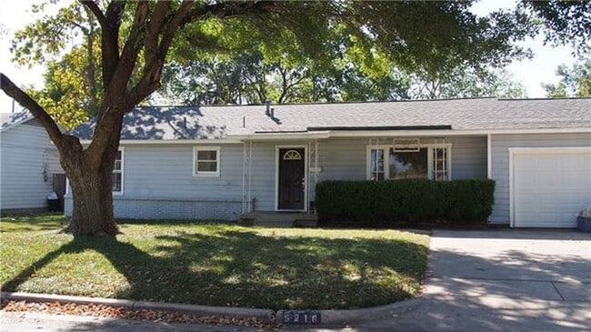 Primary Photo - 5216 Mallory Dr