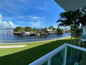 Building Photo - 2841 NE 163rd St