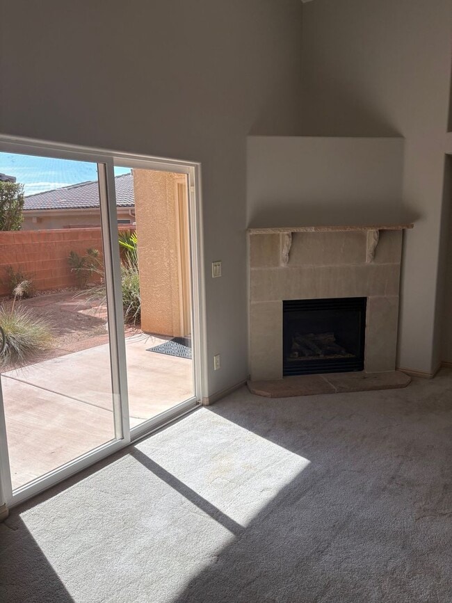 Building Photo - St. George Oasis