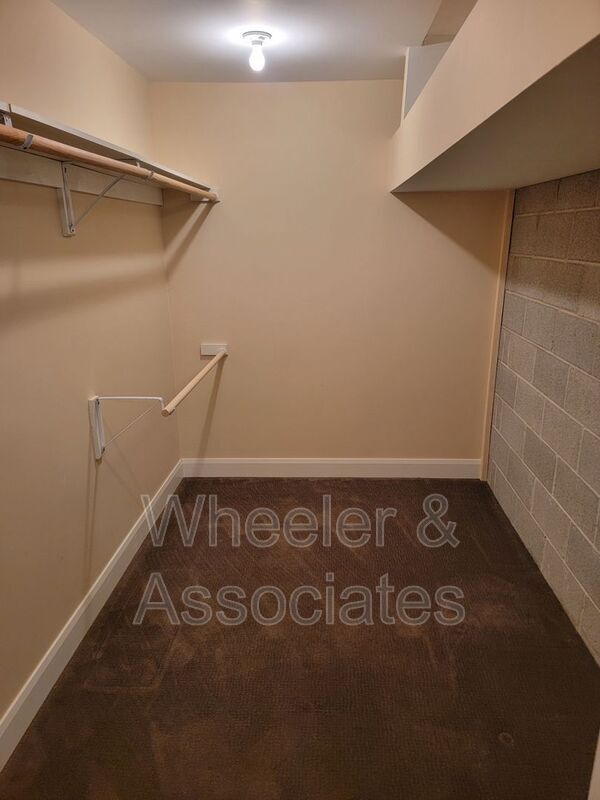 Building Photo - 1269 E 3075 N