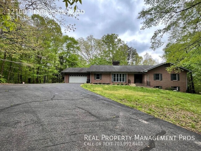 Primary Photo - 12100 Henderson Rd